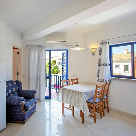 Bemposta 1Br Flat W/ Pool By Lovelystay Appartamento *